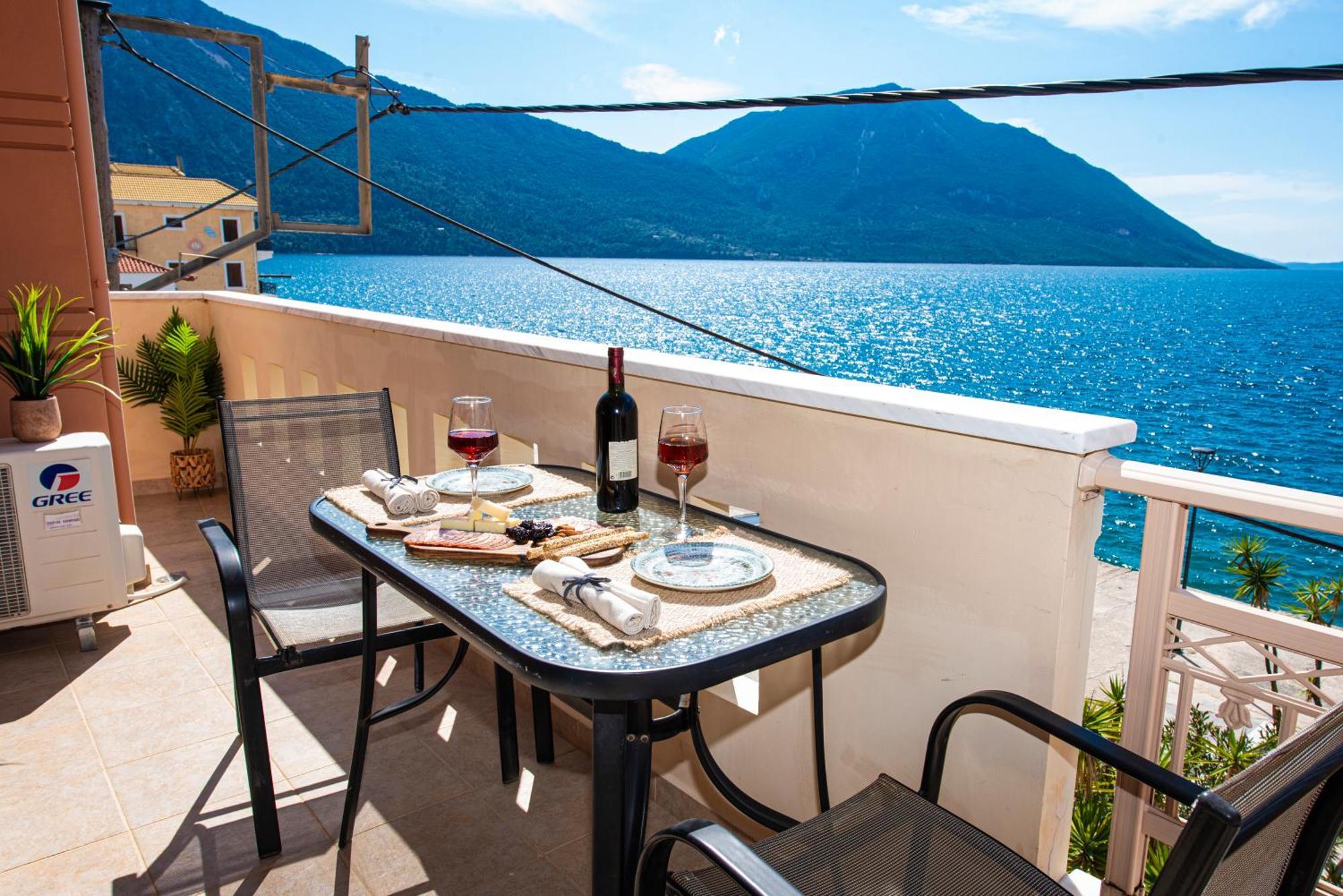 Ostrella Hotel - Luxury Rooms Mytikas  Exterior photo